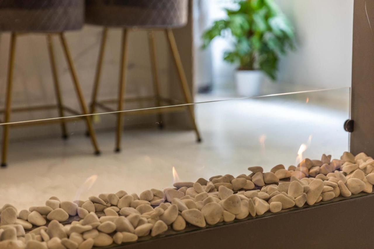 Apartment New & Unique - A 5 Minutes Ferry To Capital Of Valletta Senglea