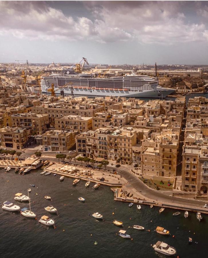 New & Unique - A 5 Minutes Ferry To Capital Of Valletta